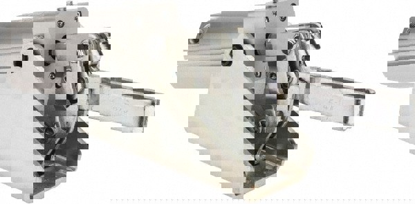 Pneumatic Hold Down Toggle Clamp: